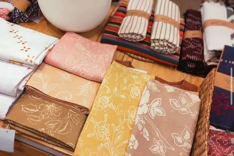 Batik Organik Menjalankan Bisnis Inklusif dengan Model Pentahelix